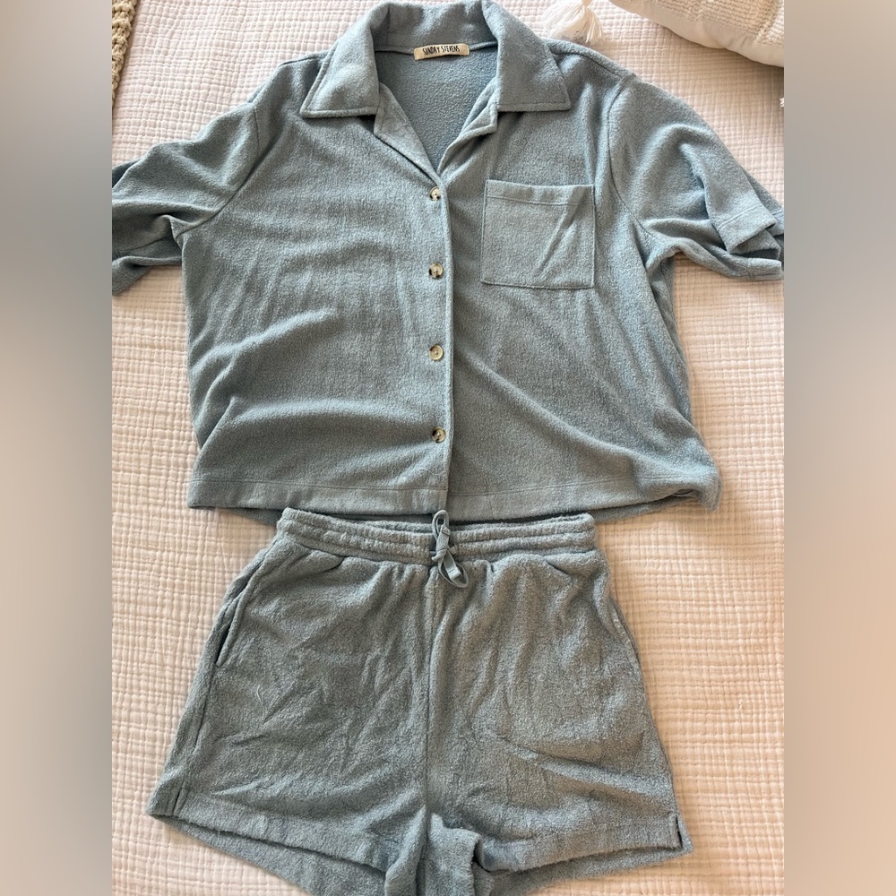 MATCHING BLUE TERRY CLOTH BUTTON DOWN & SHORTS SET size small - Picture 2 of 10